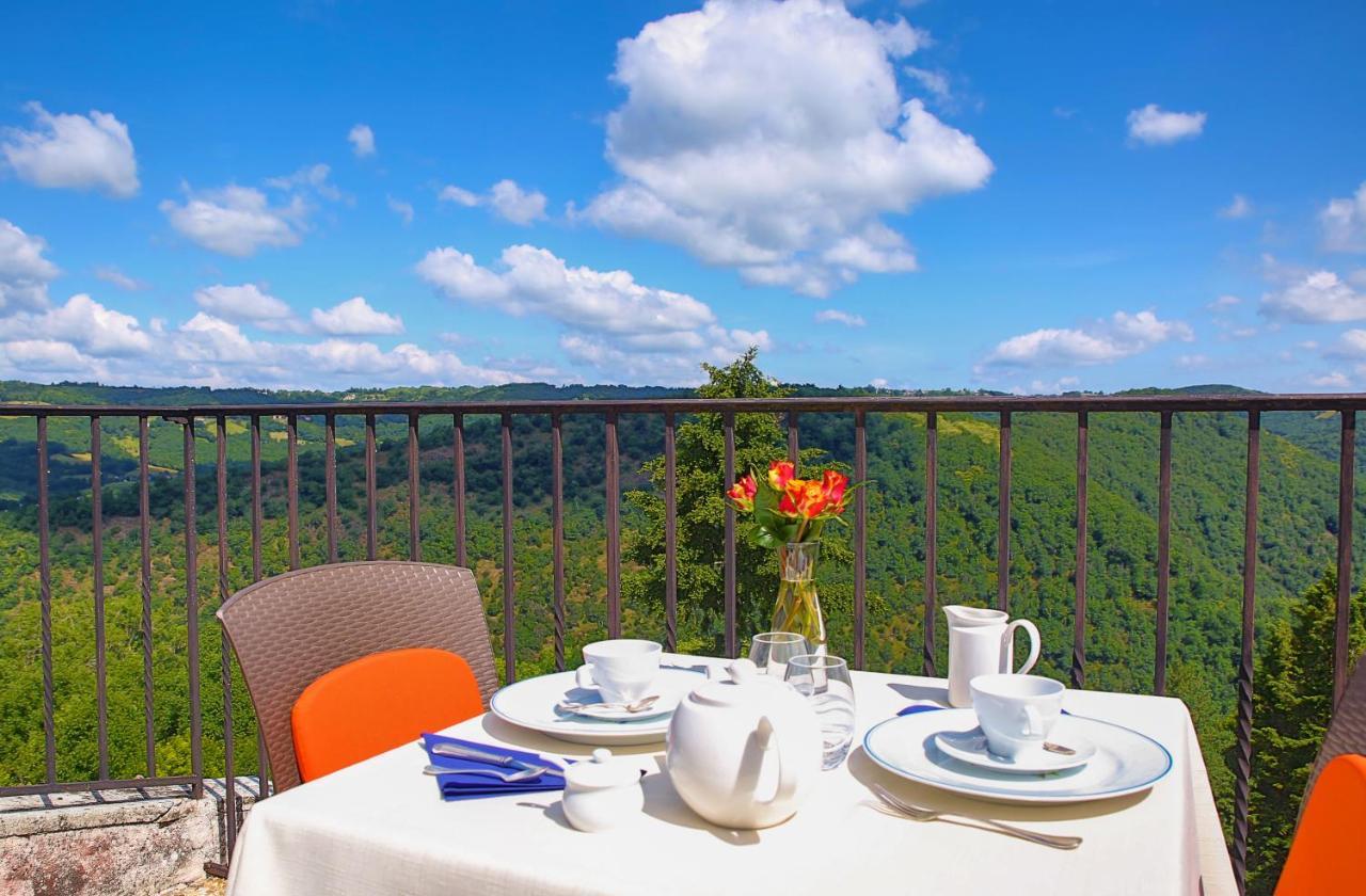 Logis L'Oustal Del Barry Hotel Najac Buitenkant foto